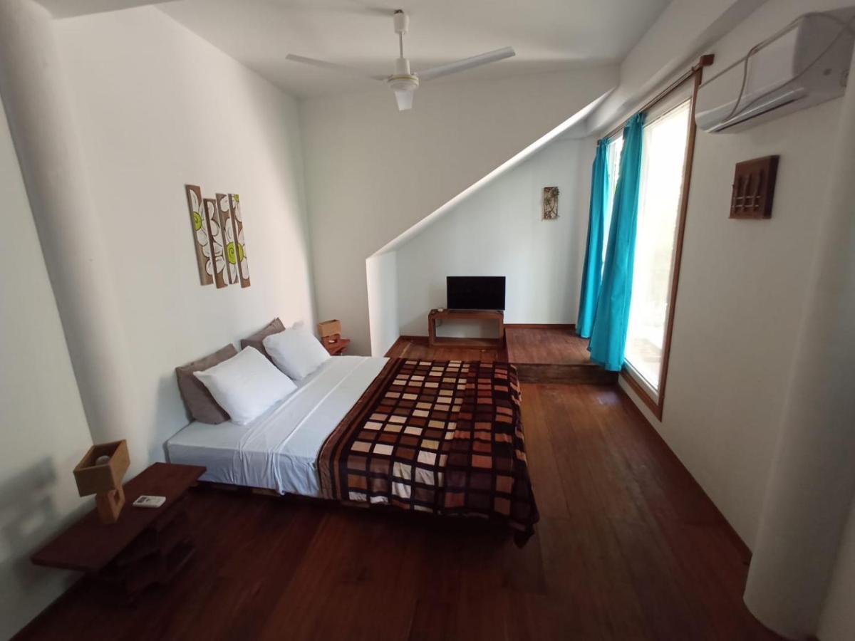 Bed and Breakfast La Luciernaga Big Creek Бокас-дель-Торо Экстерьер фото