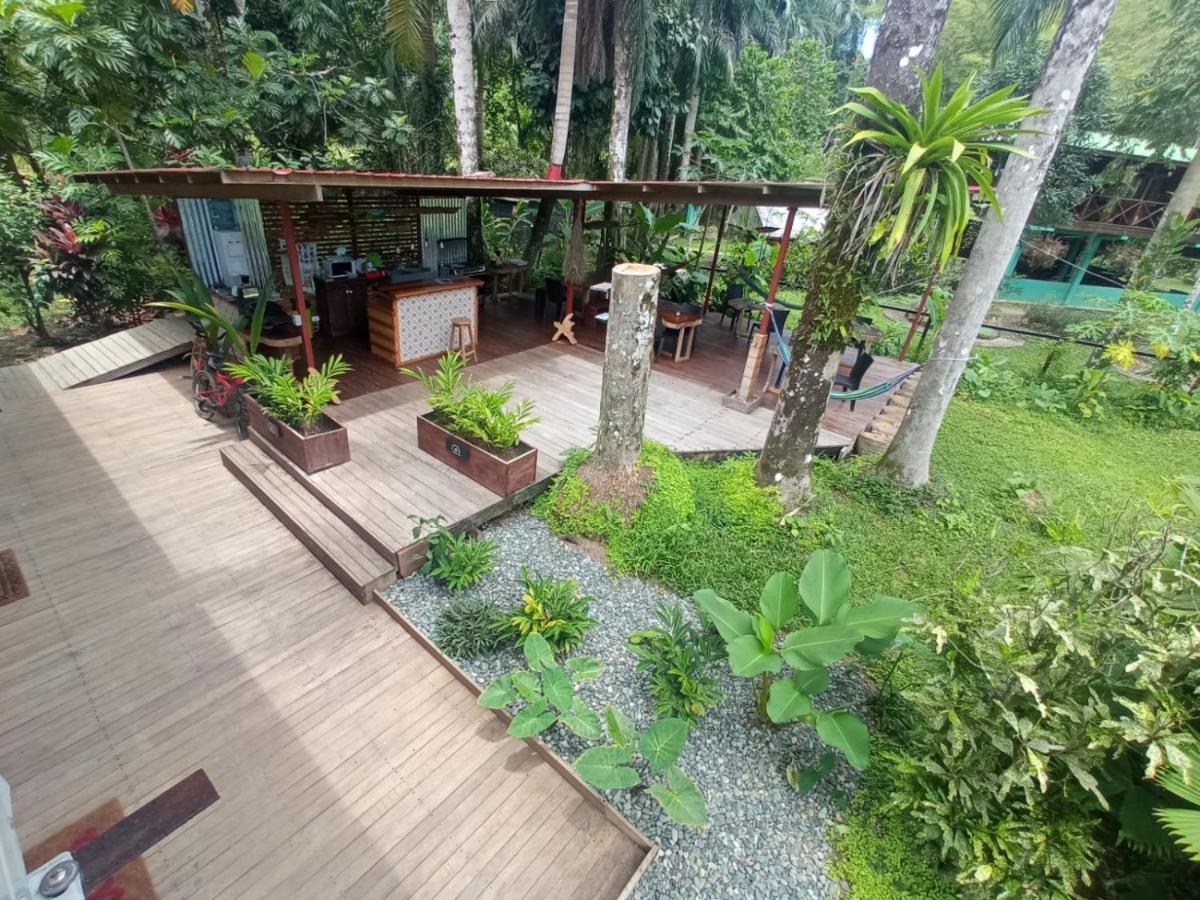 Bed and Breakfast La Luciernaga Big Creek Бокас-дель-Торо Экстерьер фото